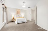 https://images.listonce.com.au/custom/160x/listings/42-panoramic-grove-glen-waverley-vic-3150/947/01947947_img_23.jpg?JPGMtqStRmk