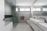 https://images.listonce.com.au/custom/160x/listings/42-pascoe-avenue-bentleigh-vic-3204/595/00844595_img_07.jpg?1nfvI7ebQ0k