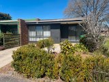 https://images.listonce.com.au/custom/160x/listings/42-pyke-street-woodend-vic-3442/072/01578072_img_08.jpg?hjYxoLx1GGk