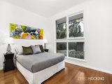 https://images.listonce.com.au/custom/160x/listings/42-queens-parade-ashwood-vic-3147/982/01087982_img_05.jpg?42w-LV6gJsA