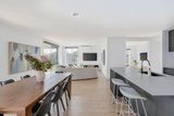 https://images.listonce.com.au/custom/160x/listings/42-regal-road-st-leonards-vic-3223/553/01914553_img_05.jpg?WO907NdLYDA