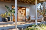 https://images.listonce.com.au/custom/160x/listings/42-revell-street-blairgowrie-vic-3942/356/01907356_img_12.jpg?0c0uVvPRqDw