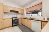 https://images.listonce.com.au/custom/160x/listings/42-royal-avenue-springvale-vic-3171/532/01980532_img_03.jpg?liHd_A2qahg