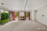 https://images.listonce.com.au/custom/160x/listings/42-royena-road-moorabbin-vic-3189/337/01972337_img_03.jpg?1siIWxMDiT0