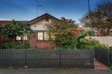 https://images.listonce.com.au/custom/160x/listings/42-shelley-street-elwood-vic-3184/775/01565775_img_01.jpg?VROf4JmaITc