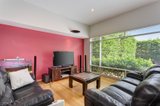 https://images.listonce.com.au/custom/160x/listings/42-stanhope-street-malvern-vic-3144/963/00449963_img_04.jpg?S7yMJTi8RlA