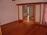 https://images.listonce.com.au/custom/160x/listings/42-townsend-street-glen-waverley-vic-3150/311/01928311_img_03.jpg?Rx0_vHRpXTs