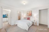 https://images.listonce.com.au/custom/160x/listings/42-walker-road-mount-waverley-vic-3149/240/01990240_img_06.jpg?Afo19Ndi_hc