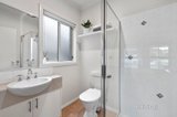 https://images.listonce.com.au/custom/160x/listings/42-weber-drive-mornington-vic-3931/920/01573920_img_08.jpg?Vg1GoJLzTg4