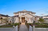 https://images.listonce.com.au/custom/160x/listings/42-windsor-avenue-mckinnon-vic-3204/912/01977912_img_01.jpg?kSkrqLQ9DvQ