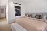 https://images.listonce.com.au/custom/160x/listings/42-york-street-prahran-vic-3181/637/01769637_img_12.jpg?x8Iz8Ak5ihs