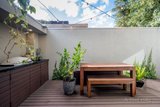 https://images.listonce.com.au/custom/160x/listings/4201-dover-street-cremorne-vic-3121/111/01931111_img_03.jpg?pmhC-L_KWto