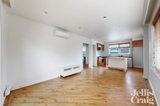 https://images.listonce.com.au/custom/160x/listings/4205-auburn-road-hawthorn-vic-3122/639/01651639_img_04.jpg?Qpg5cHcBYEA