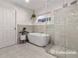 https://images.listonce.com.au/custom/160x/listings/421-23-surrey-road-west-croydon-vic-3136/770/01525770_img_10.jpg?tPwAL1j54oo