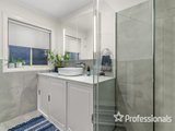 https://images.listonce.com.au/custom/160x/listings/421-23-surrey-road-west-croydon-vic-3136/770/01525770_img_14.jpg?CgVrSGAOqXo