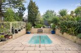 https://images.listonce.com.au/custom/160x/listings/421-25-cambridge-road-mooroolbark-vic-3138/738/01812738_img_12.jpg?nbjteVw55Qg