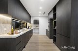 https://images.listonce.com.au/custom/160x/listings/421-inverell-avenue-mount-waverley-vic-3149/421/01747421_img_05.jpg?I8OAN_HvAzw