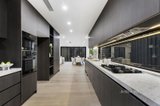 https://images.listonce.com.au/custom/160x/listings/421-inverell-avenue-mount-waverley-vic-3149/917/01720917_img_03.jpg?mw1mSR0XE_g