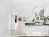 https://images.listonce.com.au/custom/160x/listings/421-lusher-road-croydon-vic-3136/931/01525931_img_04.jpg?VG3CT-dLcFU