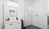 https://images.listonce.com.au/custom/160x/listings/421-roydon-street-hampton-east-vic-3188/818/01809818_img_04.jpg?xKkwFD4spsU
