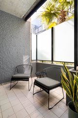 https://images.listonce.com.au/custom/160x/listings/421-st-david-street-fitzroy-vic-3065/586/01647586_img_03.jpg?8J5inVBCkMo