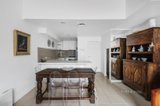 https://images.listonce.com.au/custom/160x/listings/421-st-vincent-street-albert-park-vic-3206/472/01233472_img_03.jpg?G_XGyjzg-MI
