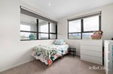 https://images.listonce.com.au/custom/160x/listings/42174-esplanade-east-port-melbourne-vic-3207/002/01876002_img_10.jpg?wEt-ljfIX2Y