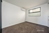 https://images.listonce.com.au/custom/160x/listings/422-albert-street-brunswick-east-vic-3057/132/01752132_img_04.jpg?stMOUO3j4XI