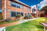 https://images.listonce.com.au/custom/160x/listings/422-pine-avenue-elwood-vic-3184/592/01817592_img_02.jpg?VFx99k6Yt_g