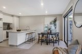 https://images.listonce.com.au/custom/160x/listings/422-rattray-road-montmorency-vic-3094/978/00924978_img_02.jpg?uaWsSpKiNuI