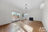 https://images.listonce.com.au/custom/160x/listings/422-riversdale-road-hawthorn-vic-3122/754/01716754_img_01.jpg?kKf85e64DzU