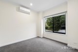https://images.listonce.com.au/custom/160x/listings/422-unsworth-road-ringwood-north-vic-3134/877/01900877_img_09.jpg?KKMzf7-jFY4