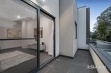 https://images.listonce.com.au/custom/160x/listings/422-unsworth-road-ringwood-north-vic-3134/877/01900877_img_11.jpg?IIb77Qh4zuc