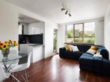 https://images.listonce.com.au/custom/160x/listings/422-westgarth-street-northcote-vic-3070/398/00985398_img_02.jpg?jvyKrM53xSg