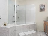 https://images.listonce.com.au/custom/160x/listings/423-carmen-street-newport-vic-3015/359/01202359_img_07.jpg?d2_dEk88kYs