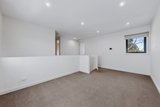 https://images.listonce.com.au/custom/160x/listings/423-francesca-street-mont-albert-vic-3129/706/01844706_img_08.jpg?krMuN-8Hrt4