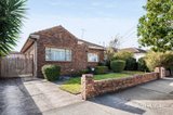 https://images.listonce.com.au/custom/160x/listings/423-moreland-road-pascoe-vale-south-vic-3044/185/01913185_img_01.jpg?k8j-RJuxvwQ