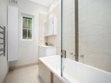 https://images.listonce.com.au/custom/160x/listings/423-pine-avenue-elwood-vic-3184/992/01794992_img_01.jpg?luk5asMkTb4