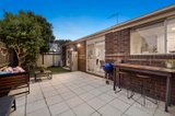 https://images.listonce.com.au/custom/160x/listings/423-swansea-grove-mornington-vic-3931/121/01485121_img_11.jpg?7vqwdBN6hXA