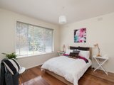 https://images.listonce.com.au/custom/160x/listings/424-hull-road-mooroolbark-vic-3138/468/01525468_img_08.jpg?89XJ4sRrxeg