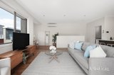 https://images.listonce.com.au/custom/160x/listings/424-irvine-crescent-brunswick-west-vic-3055/172/01813172_img_07.jpg?IsCjyOy5f2I