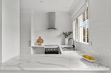 https://images.listonce.com.au/custom/160x/listings/424-shepherd-street-surrey-hills-vic-3127/694/01808694_img_06.jpg?tX0POtgmuQM