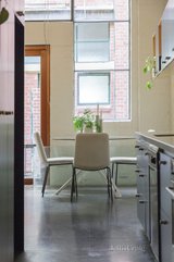 https://images.listonce.com.au/custom/160x/listings/424-tanner-street-richmond-vic-3121/906/00765906_img_09.jpg?sISlf9ZTUjA