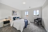 https://images.listonce.com.au/custom/160x/listings/424-tulloch-grove-glen-waverley-vic-3150/735/01700735_img_08.jpg?PqqyGIWapbM