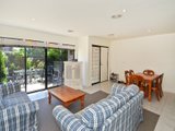 https://images.listonce.com.au/custom/160x/listings/4242-ryrie-street-geelong-vic-3220/617/01699617_img_05.jpg?fad2wAQVPiU