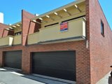 https://images.listonce.com.au/custom/160x/listings/4242-ryrie-street-geelong-vic-3220/617/01699617_img_11.jpg?NW6xPyLgBpY