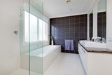 https://images.listonce.com.au/custom/160x/listings/425-belmore-road-mont-albert-north-vic-3129/368/01685368_img_09.jpg?ZXVTJg5QKsE