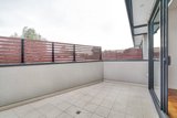 https://images.listonce.com.au/custom/160x/listings/425-bruce-street-coburg-vic-3058/757/01778757_img_03.jpg?xsLE82916zA
