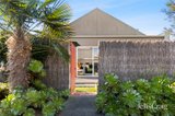https://images.listonce.com.au/custom/160x/listings/425-noble-street-barwon-heads-vic-3227/749/01895749_img_01.jpg?2U0Mk7AlUuE