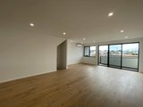 https://images.listonce.com.au/custom/160x/listings/4259-bellerine-street-south-geelong-vic-3220/115/01915115_img_07.jpg?aDfyFeLzxIY